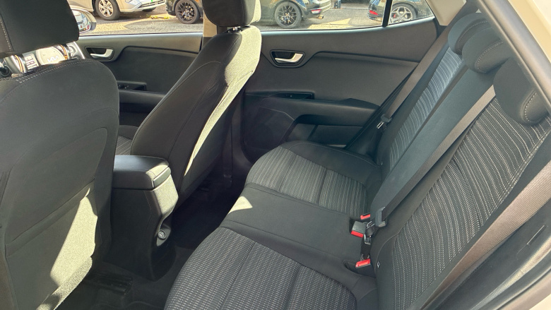 Kia Stonic 1.0T GDi 99 2 5dr Petrol Estate